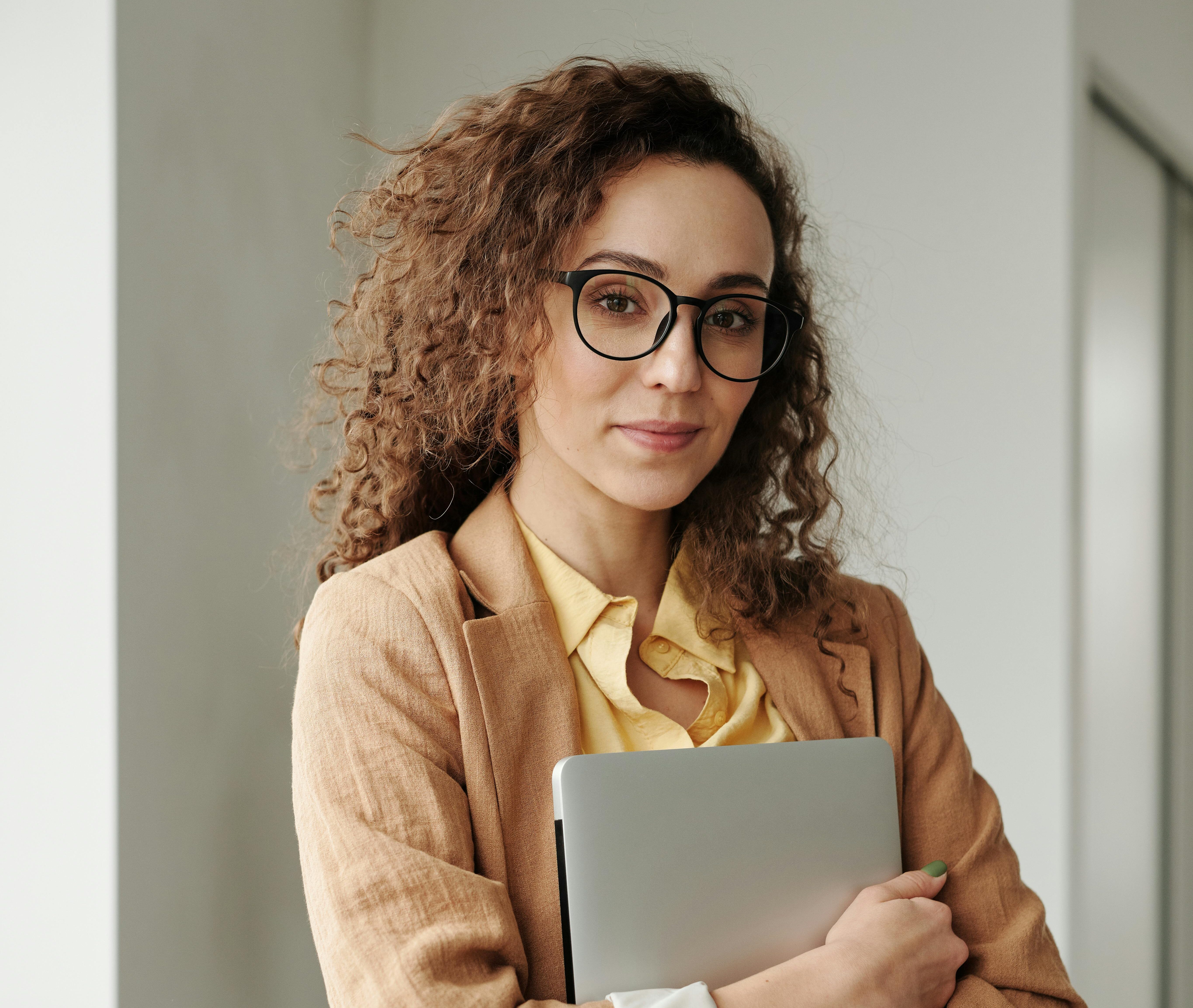 pexels-edmond-dantes-4347368